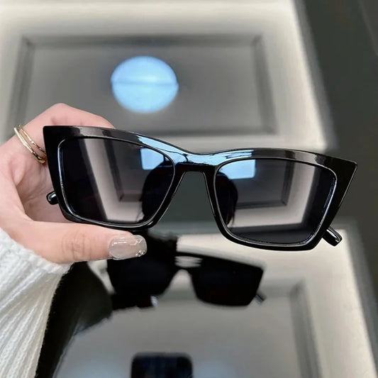 Fashion Cat Eye Retro Sunglasses Women Men Brand Anti-UV Sun Glasses Female Male Mirror Outdoors Travel Shades