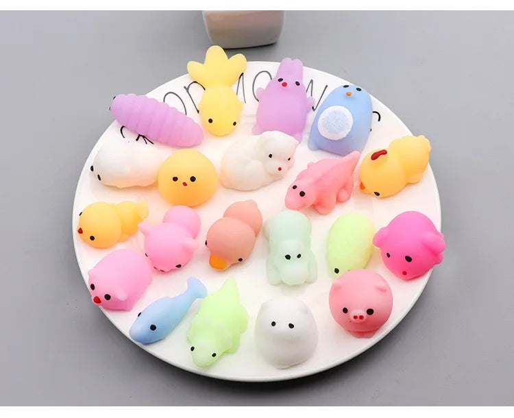 20 Pcs Random Mini Cute  Animals Vent and Relieve Stress with Toys and Small Gifts Soft Rubber Animal Pinching